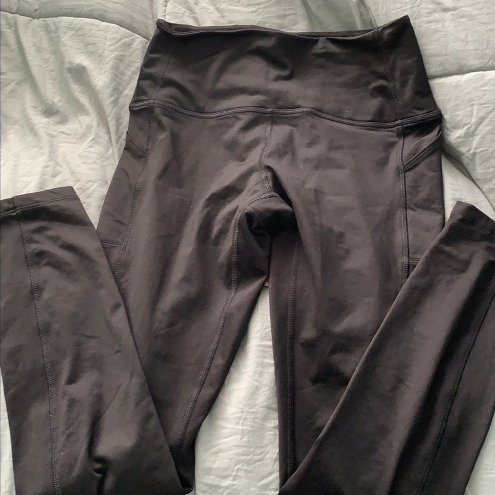 black leggings from vs pink